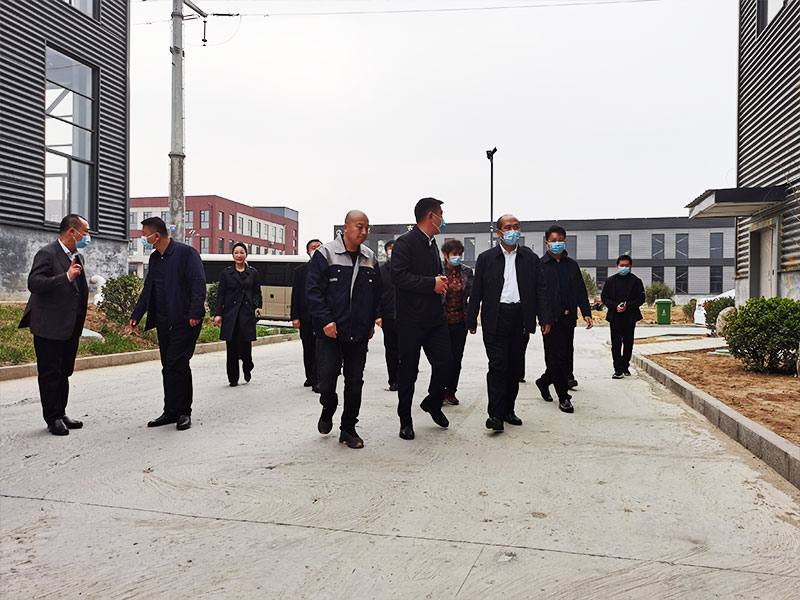 泰安市委常委、副市長、新能源產(chǎn)業(yè)鏈鏈長常緒擴調研山東旭德新能源科技有限公司